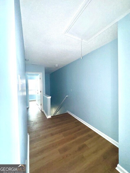 Building Photo - 3871 Pleasant Oaks Dr