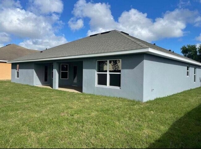 Building Photo - 5237 NW Reba Cir