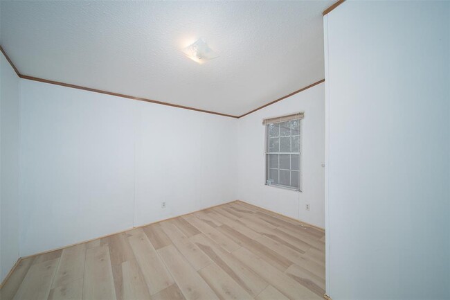 Building Photo - 194 Sonnys Ln