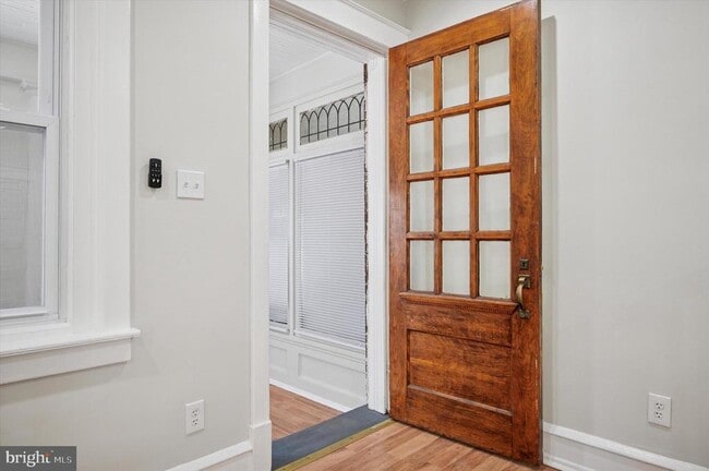 Building Photo - 928 S 50th St