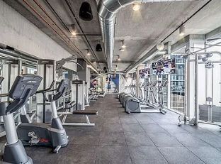 Building Photo - 215 W Lake St