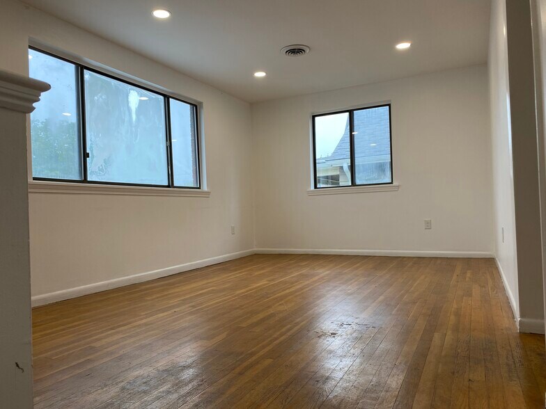 Building Photo - 60 Nonantum St