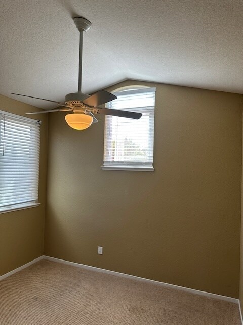 Building Photo - Lodi 4 Bedroom 3 Bathrom Home with a Pool