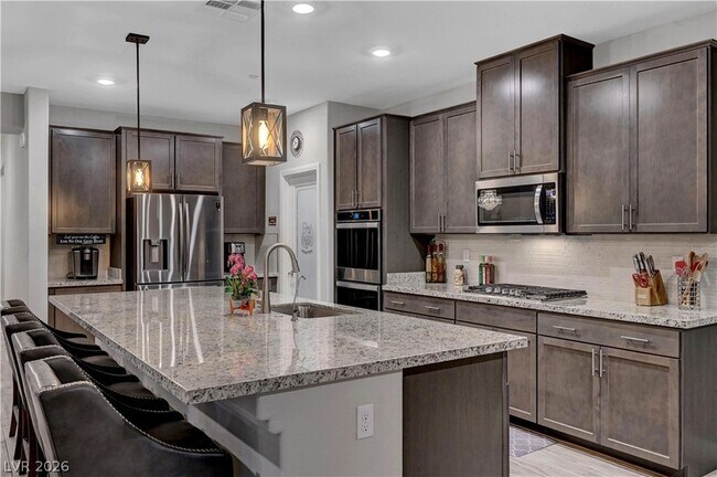 Building Photo - 6391 Montrose Park Ct