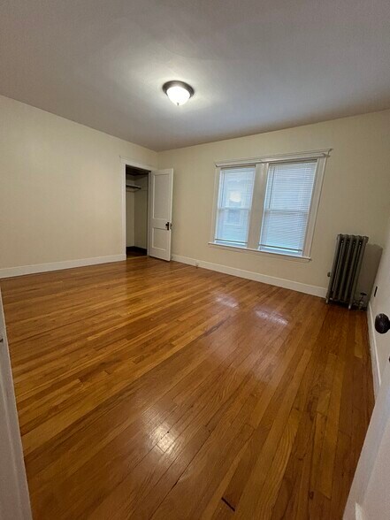 Building Photo - 70 Unity Ave