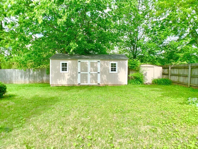Building Photo - 4069 Challis Dr