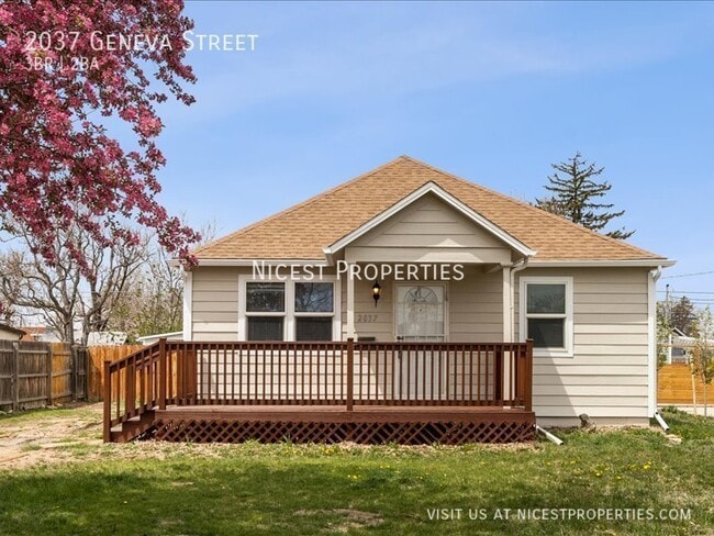 Primary Photo - Gorgeous Remodeled Home near Fitzsimons/An...