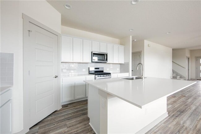 Building Photo - 101 Parryi Cove