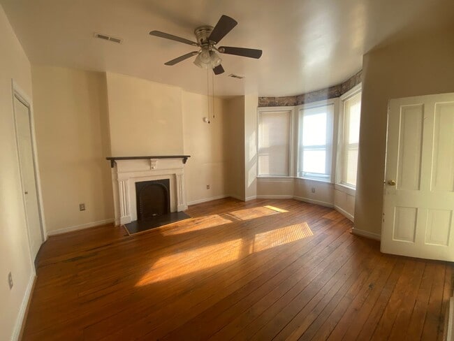 Building Photo - 314 W Leigh St