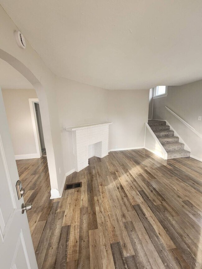 Building Photo - Beautiful 3-Bedroom Home for Rent – Perfect for Families!