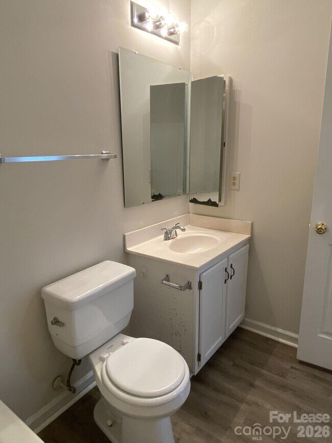 Building Photo - 3122 Periwinkle Ct