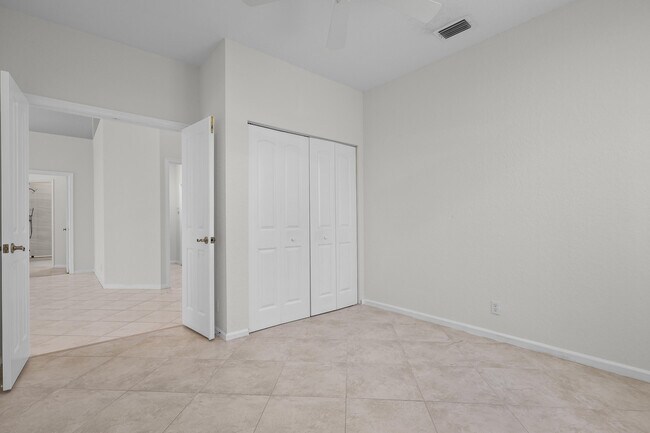 Building Photo - 7835 NW 78th Ave