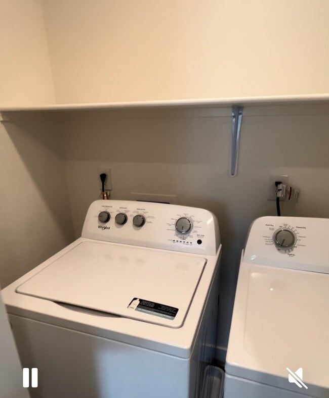 Building Photo - 4225 Fawnridge Pl