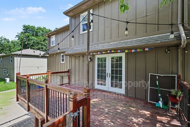Building Photo - 16616 W 144th St