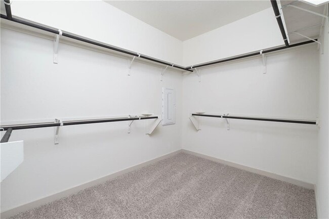 Building Photo - 128 Big Sandy Creek Dr