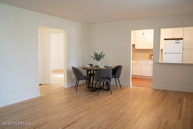 Building Photo - 142 South St