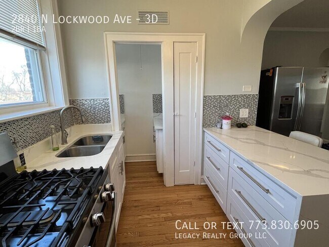 Building Photo - 2840 N Lockwood Ave