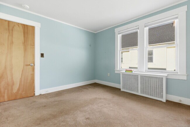 Building Photo - 41 Sterling Pl