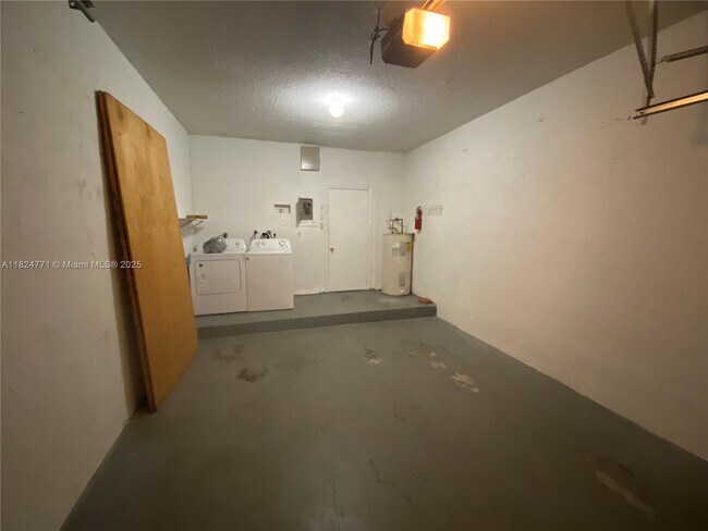 Building Photo - 1575 Veracruz Ln