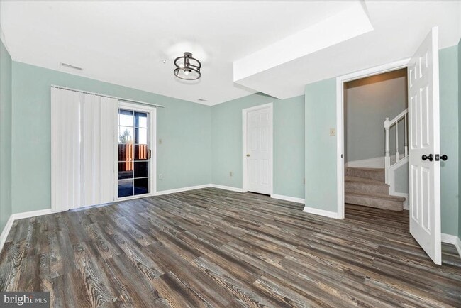 Building Photo - 7130 Oberlin Cir