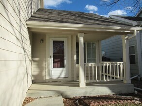 Building Photo - Spacious Single-Family Home / Harmony and ...