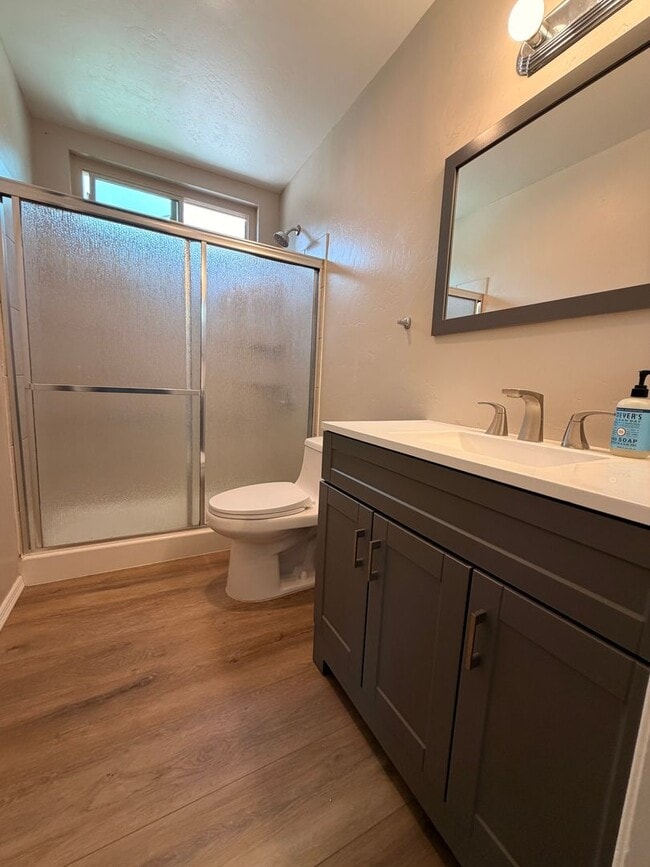 Building Photo - Beautiful Bay Ridge Cul-de-Sac Townhome