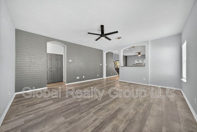 Building Photo - 140 Clapboard Run