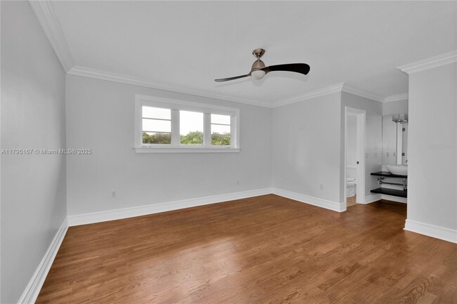 Building Photo - 1251 Anastasia Ave