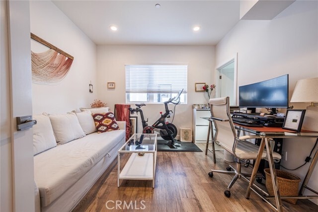 Building Photo - 3143 S Halm Ave