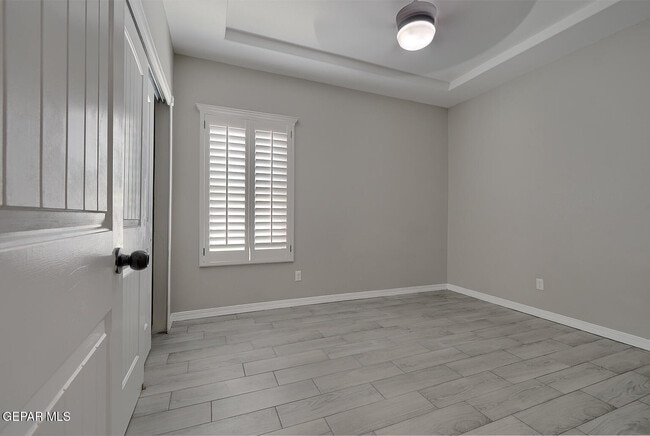 Building Photo - 14805 Holly Springs