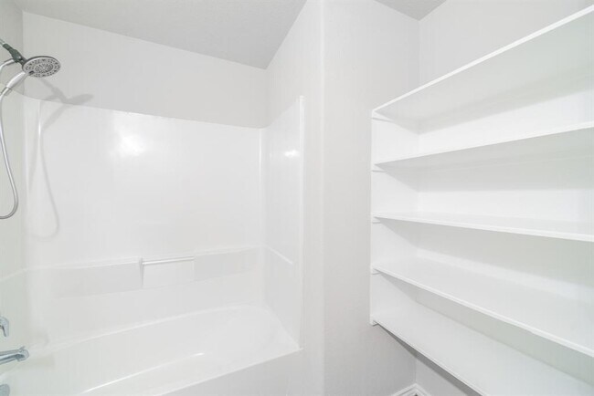 Building Photo - 5515 Peralta Mills Way