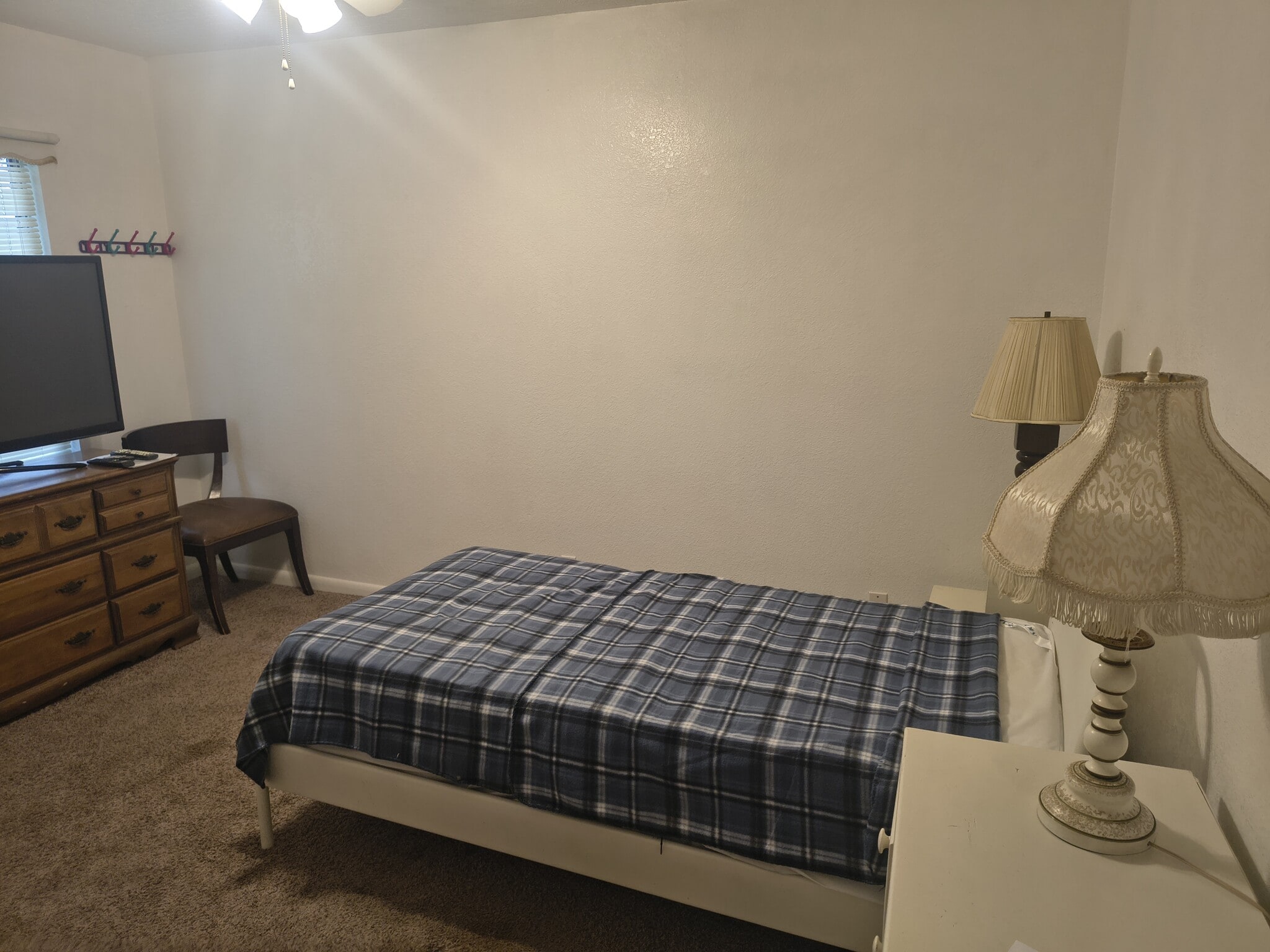 Building Photo - 700 Hughlett Ave