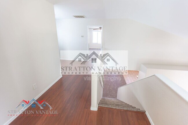 Building Photo - 40510 W Hayden Dr