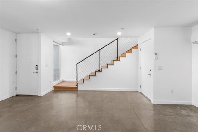 Building Photo - 6566 W 85th Pl
