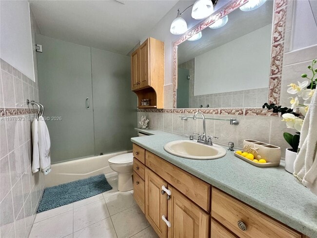 Building Photo - 11104 SW 139th Ct