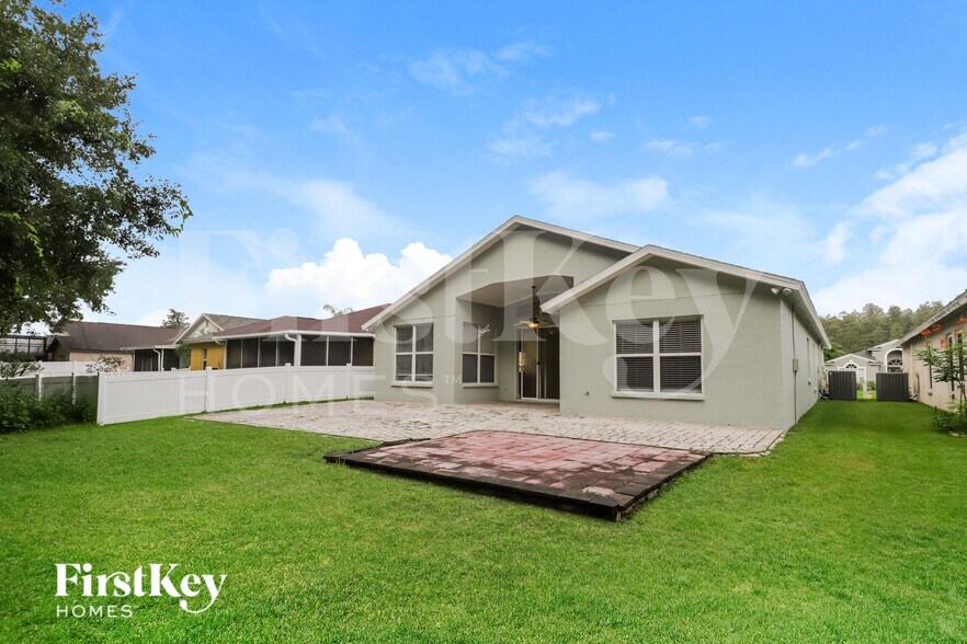 Building Photo - 30916 Burleigh Dr