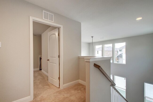 Building Photo - 1051 Kenney Fort Crossing