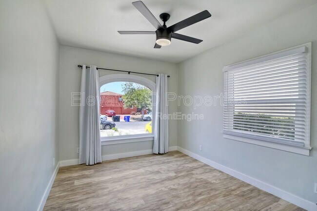 Building Photo - 4685 Hamilton St