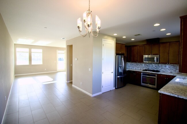 Building Photo - 656 Sea Anchor Dr