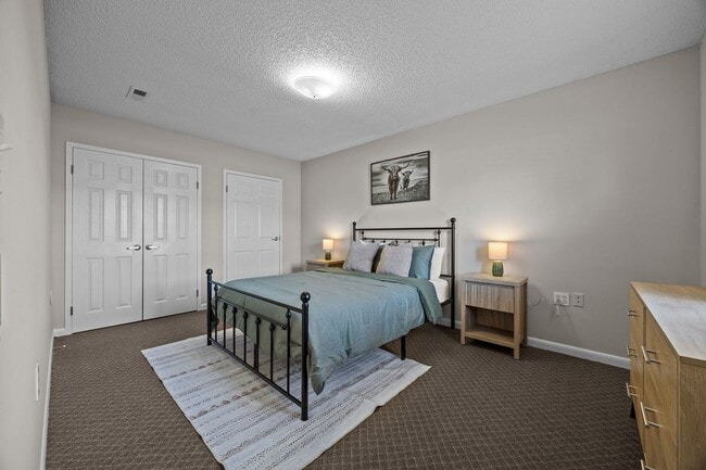 Building Photo - FULLY FURNISHED EXCLUSIVE SHORT AND MIDTERM RENTAL ONLY. AVAILABLE BEGINNING MAY 11, 2026!