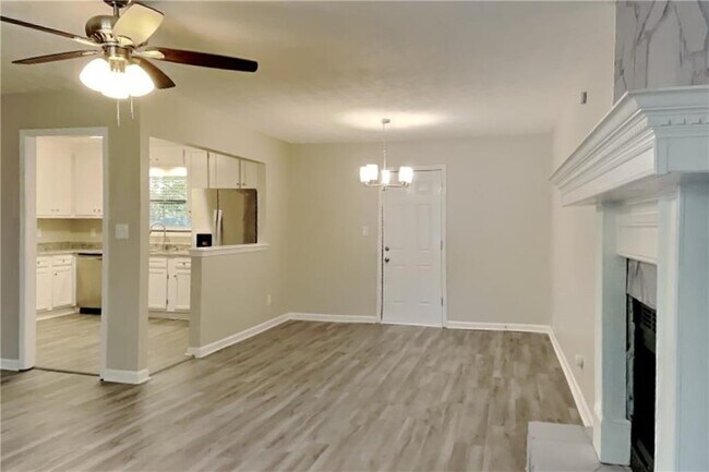 Building Photo - 8030 Sumit Creek Dr NW