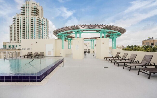 Building Photo - 7280 SW 90th St