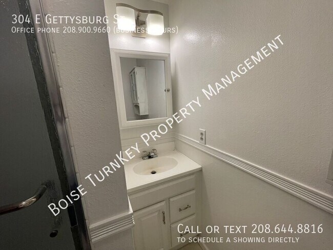 Building Photo - 304 E Gettysburg St