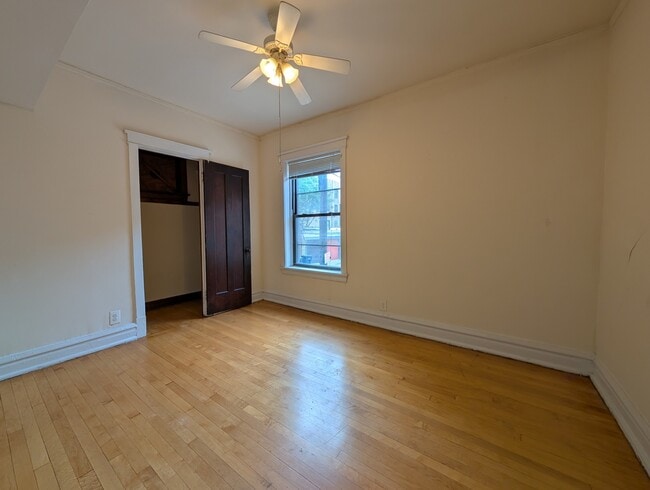 Building Photo - 2522 N Kedzie Blvd
