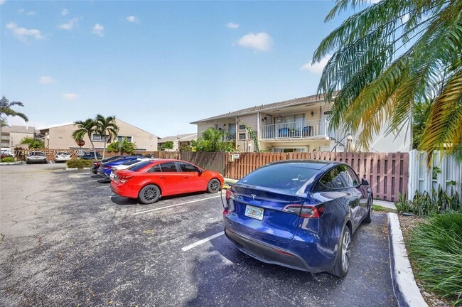 Building Photo - 8490 SW 154th Cir Ct