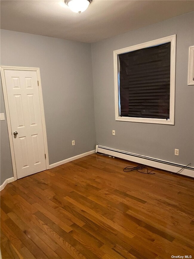 Building Photo - 163-26 Claude Ave