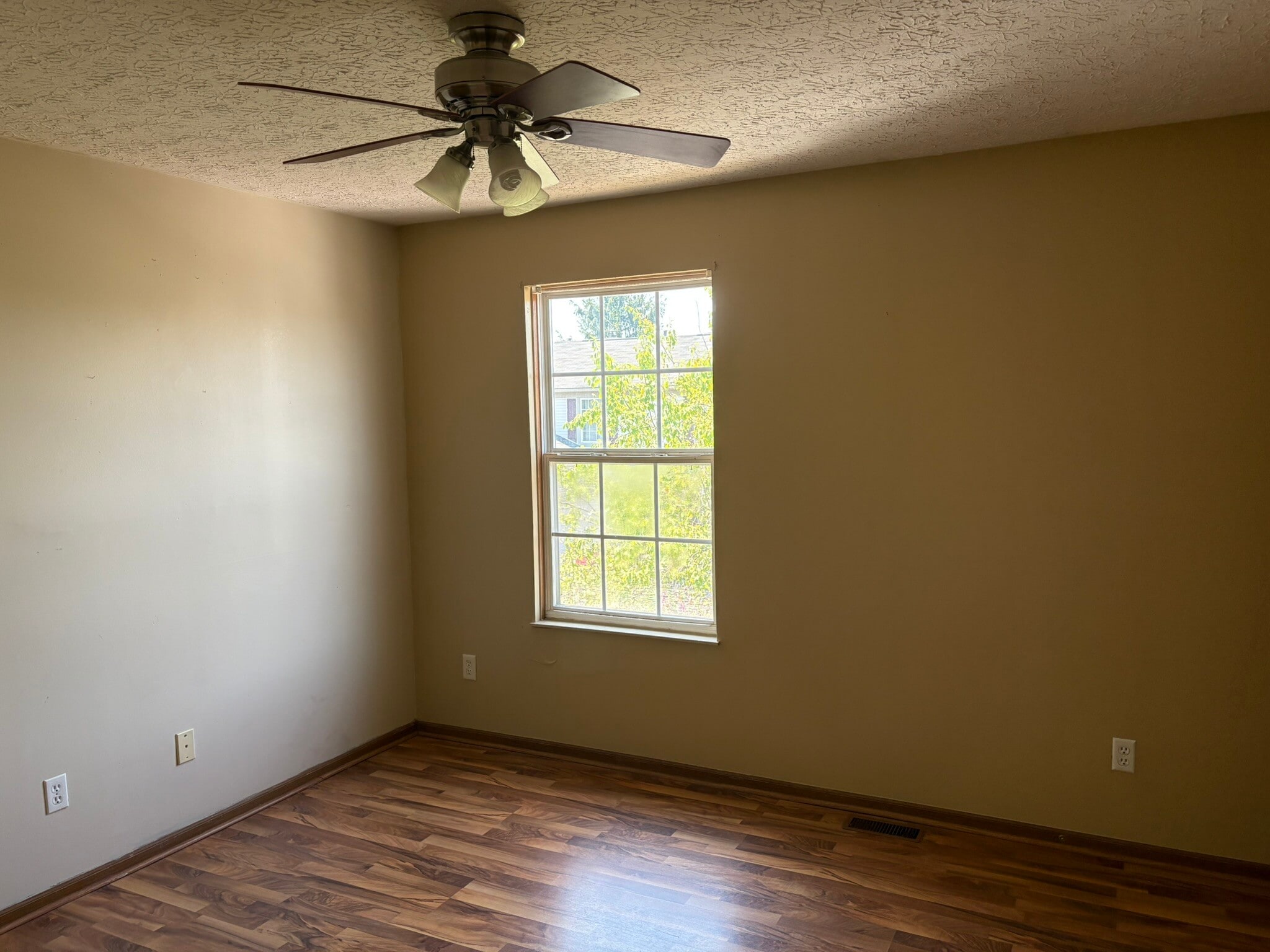 Bedroom - 206 Macfalls Way