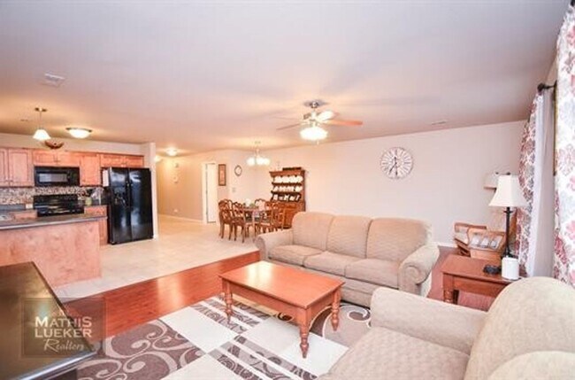 Building Photo - Great Home!