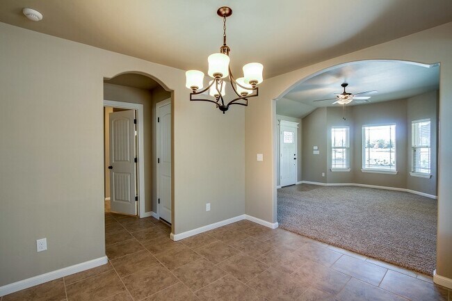 Building Photo - 5605 Goldfinger Rd