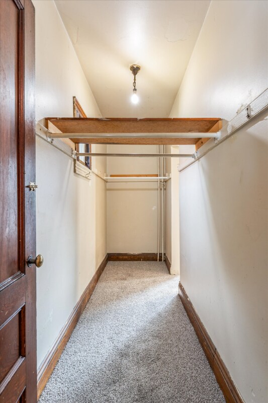 Building Photo - 1221 N Clinton Ave